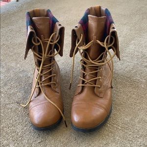 Brown ankle boots